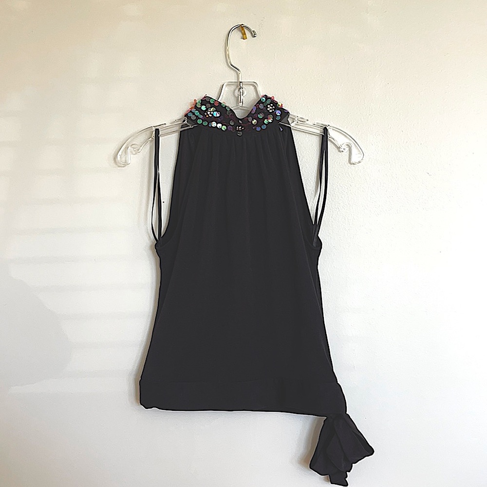 Sleeveless High Collar Sequence Blouse